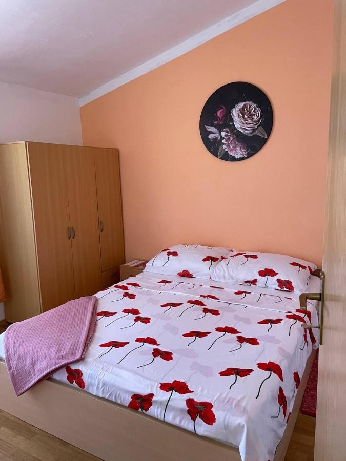 Apartment Zdenka Vir Esterno foto